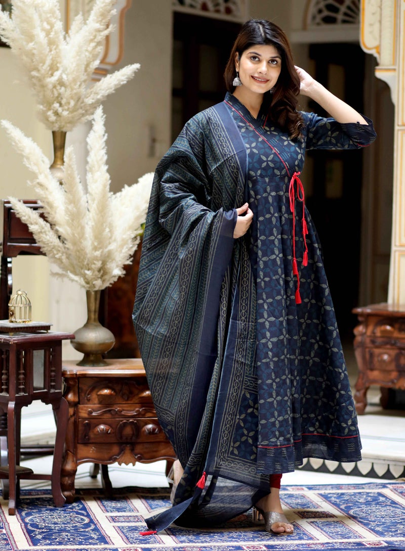 Miravan Women's Blue Angrakha Kurta with Dupatta - Image 3